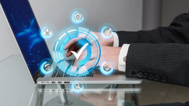 CRM ve Blockchain Entegrasyonu: Güvenli Veri Paylaşımı ve Şeffaflık